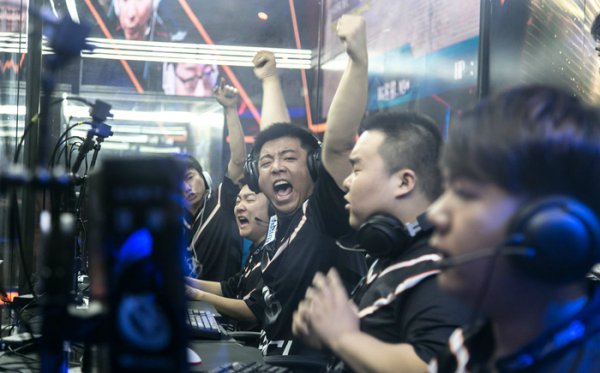 然彼此尊重 然彼此尊重